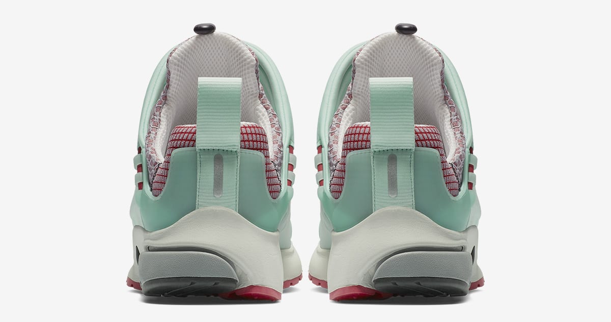 Comme des Garçons Is Bringing Back the Nike Air Presto Foot Tent