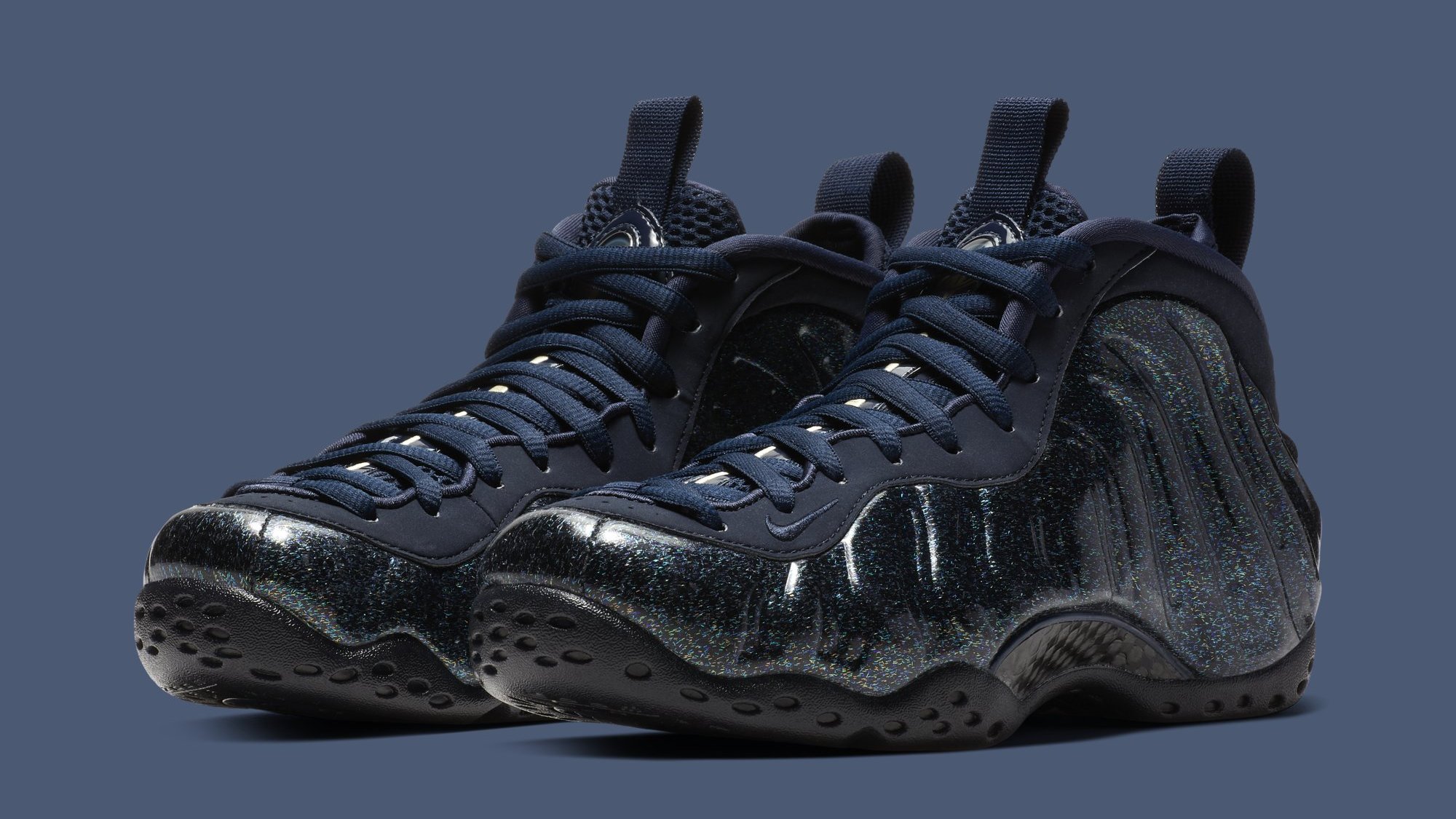 Glitter Covers the Latest Nike Air Foamposite One