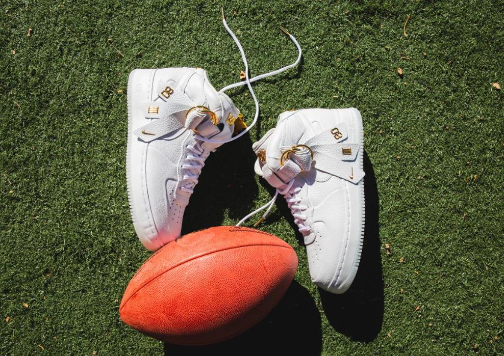 スニーカー Victor Cruz x NIKE Air Force 1 Mid CMFT 'White Gold' 2018 Victor Cruz X Air Force 1 Mid 'White Gold' - Nike - AO9298