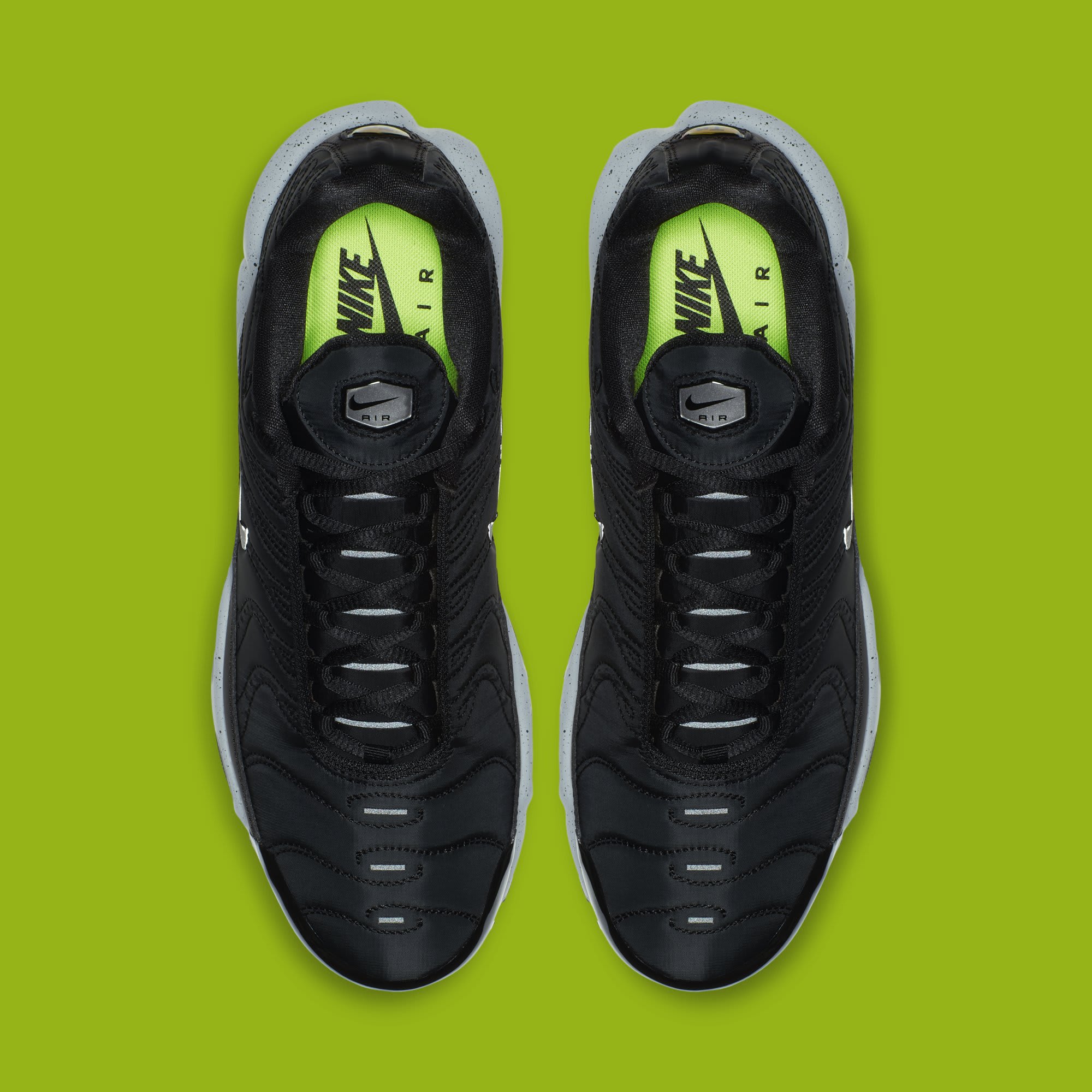 Nike Air Max Plus Premium Black Matte Silver and Volt Nike Air Max Plus Premium Black Matte 815994-003 LIVE now  main image 2
