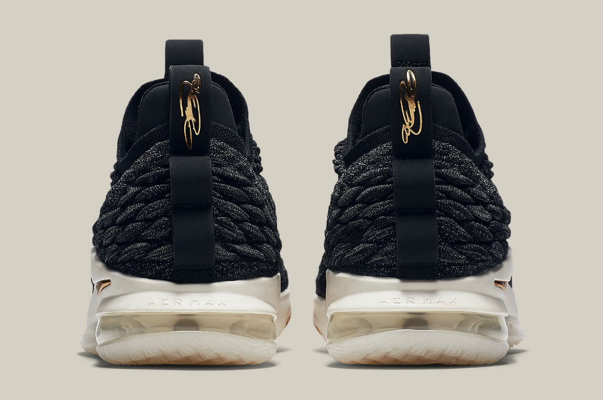 Lebron 15 low gold and black hotsell