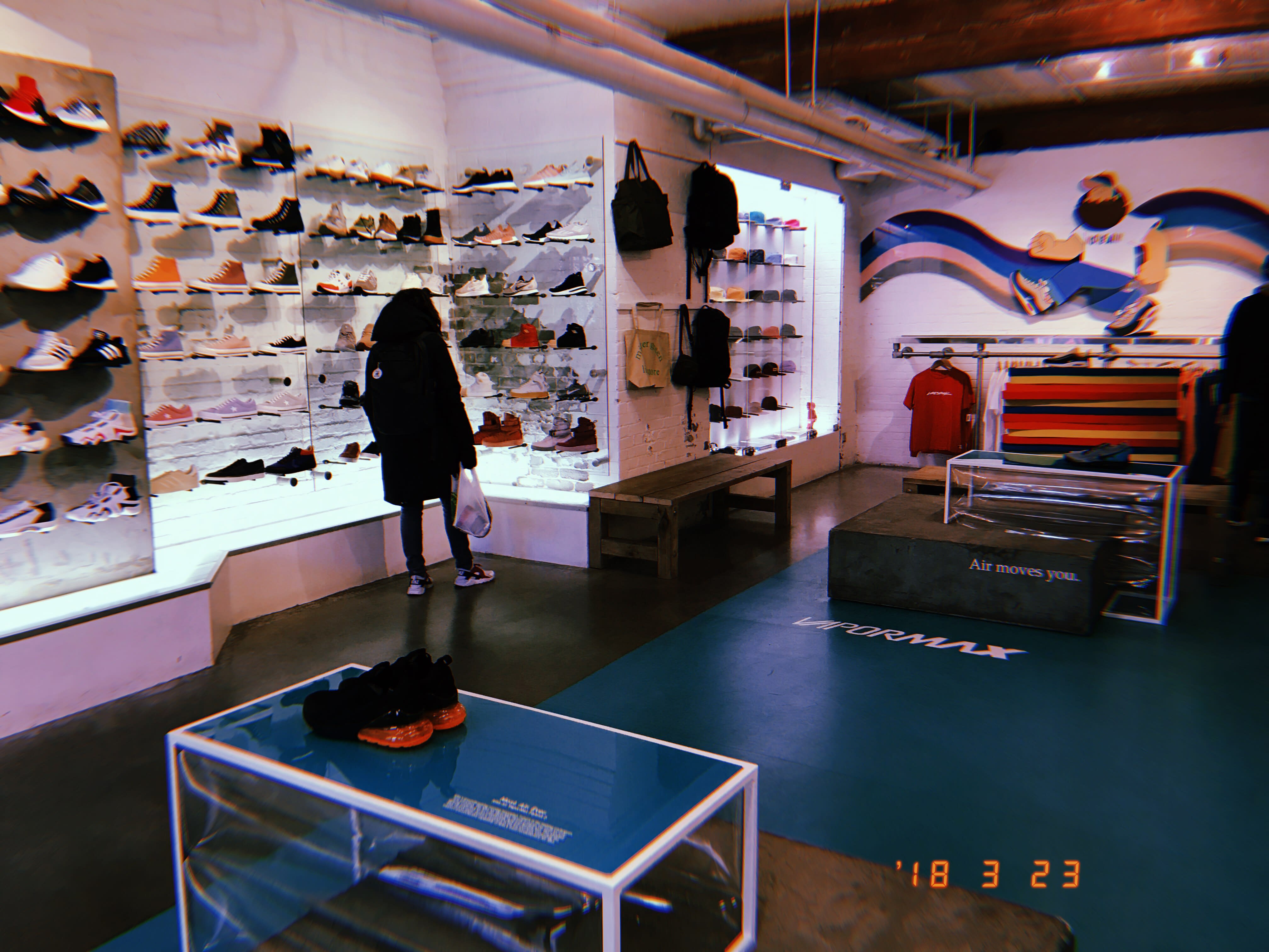 Sneaker shops toronto online