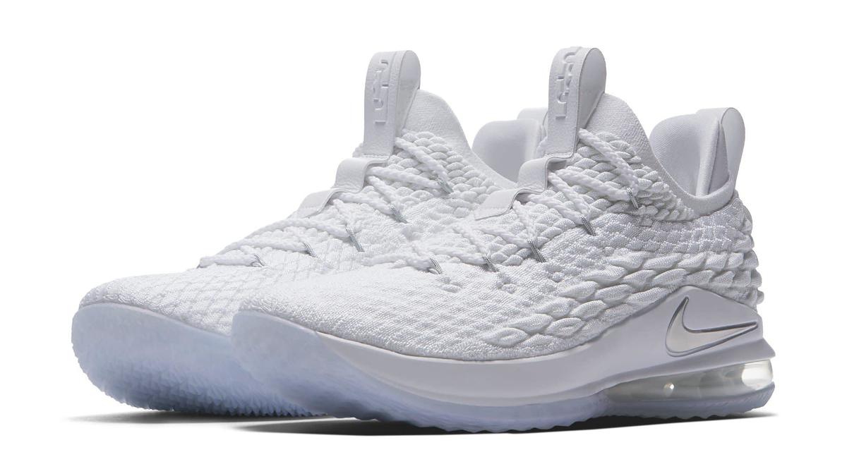 This Nike LeBron 15 Low Is Ready for Summer