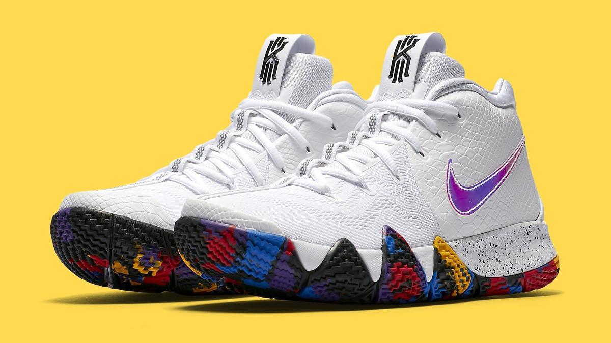 Cut the Net Down in These Kyrie 4s