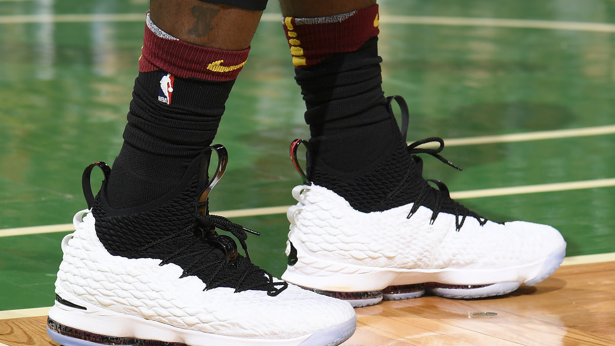 SoleWatch LeBron James Debuts Graffiti Nike LeBron 15