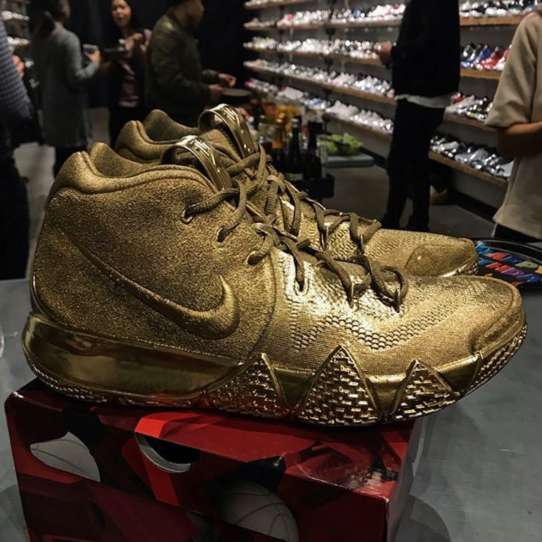 kyrie gold