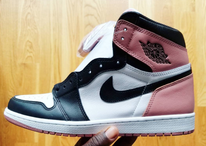 Jordan 1 shops pink black white