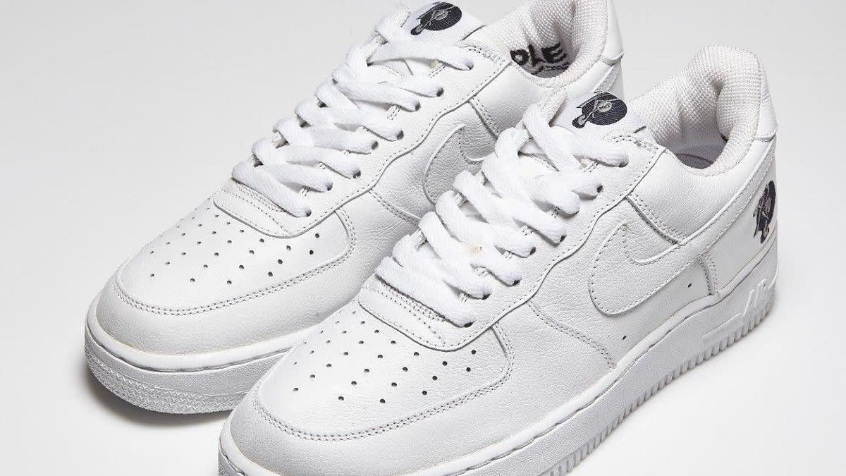 プレオーダー NIKE AIR FORCE 1 LOW \"ROC-A-FELLA\" COMPLEXCON プレオーダー NIKE AIR FORCE 1 LOW 
