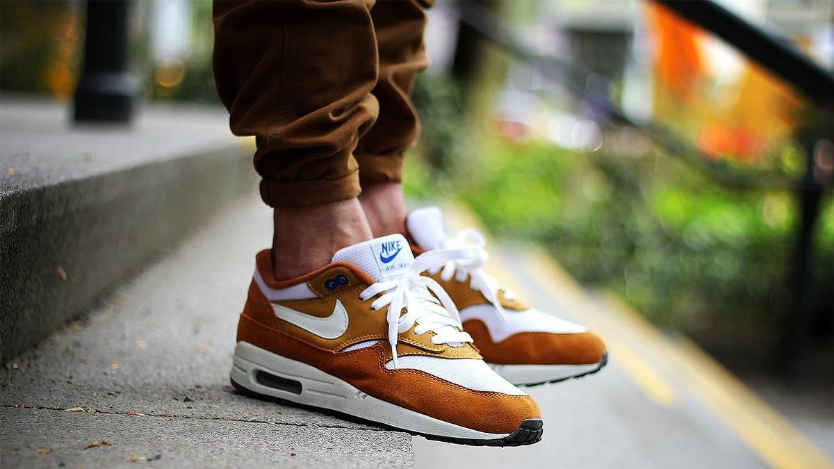 Air max 1 curry og online