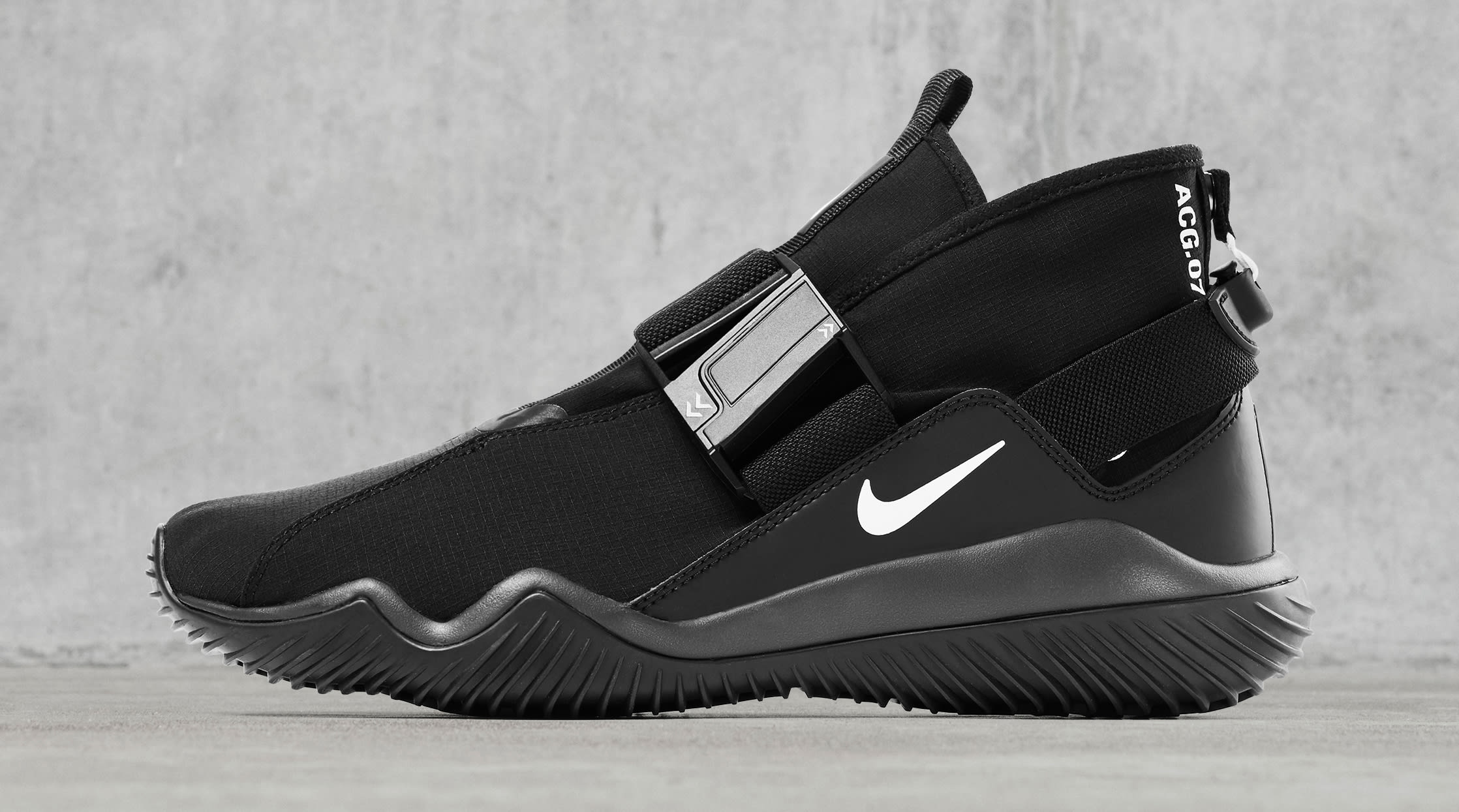 Nike ACG's Laceless New Shoe Was Inspired by a Paper Bag