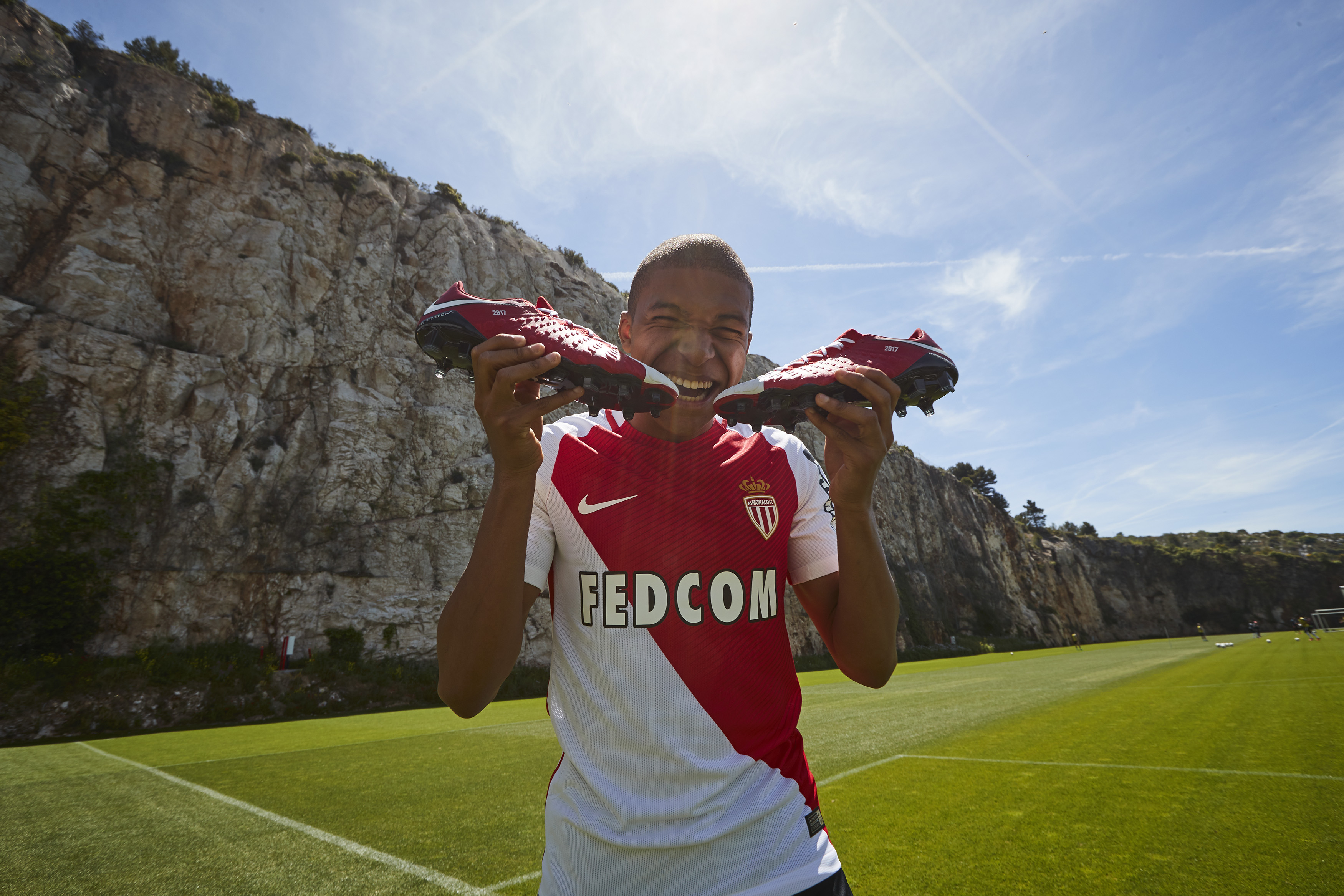 kylian mbappé nike hypervenom 3