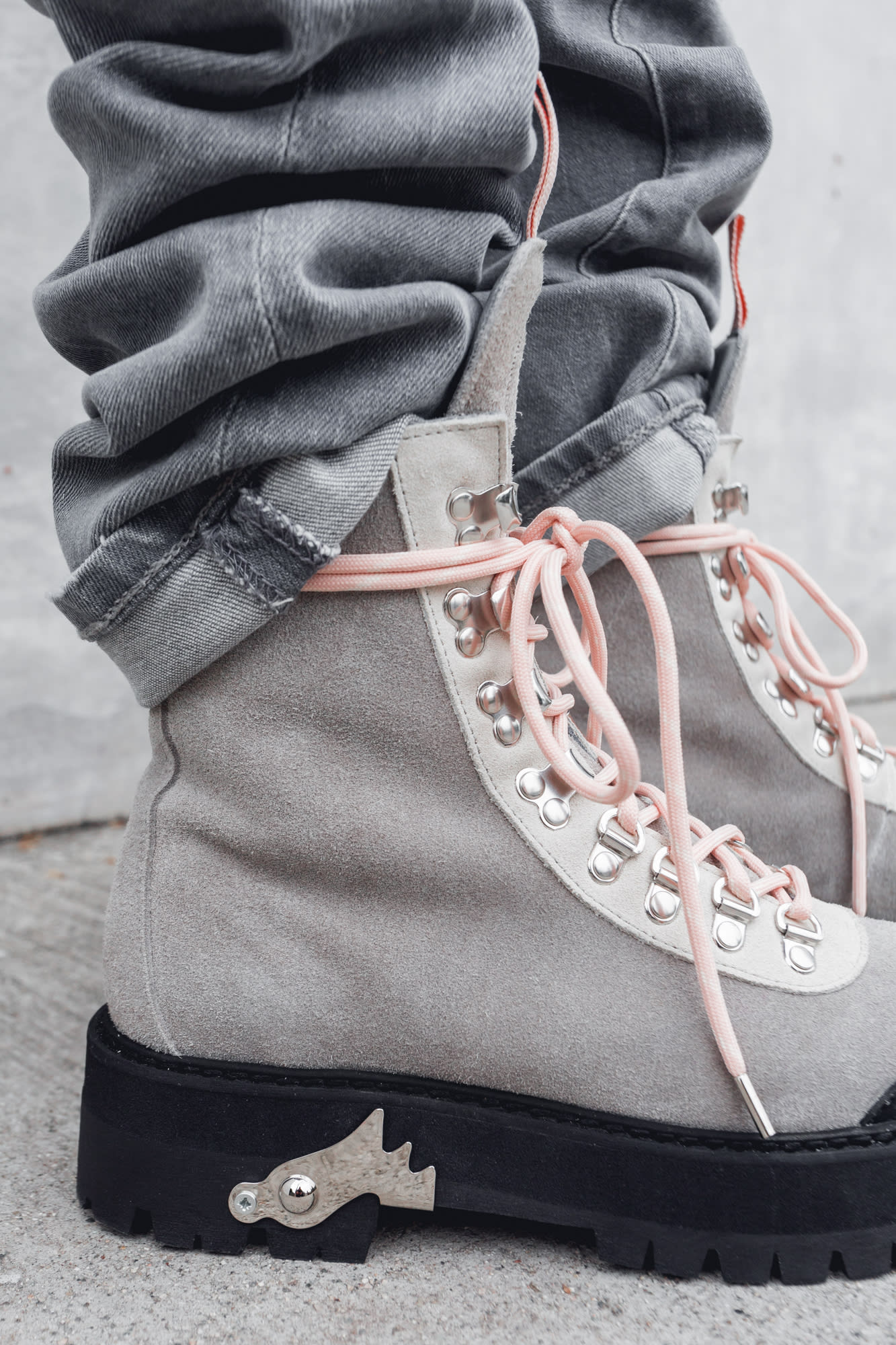 Off white kith boots limited edition Ronnie Fieg x Off-White Hiking Boot – Kith main image 3