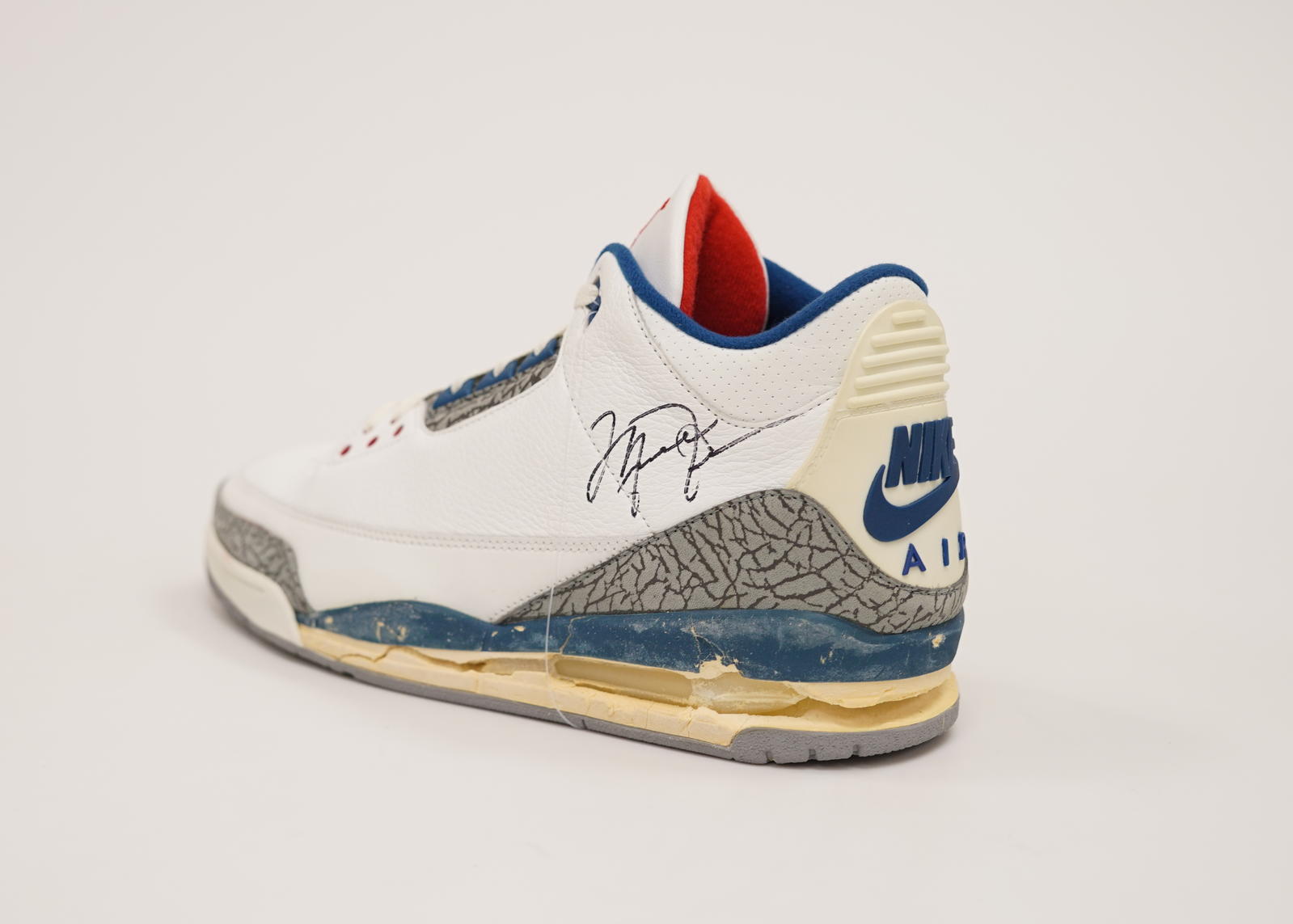 See the Original True Blue Air Jordan 3