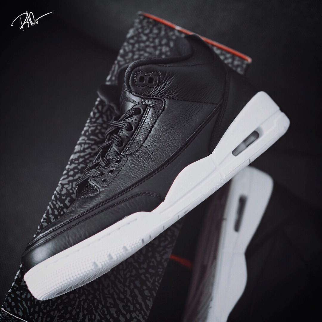 シューズ(男性用) AIR JORDAN 3 RETRO Cyber Monday Jordan 3 Retro Cyber Monday (2016) Men's - 136064-020 - US