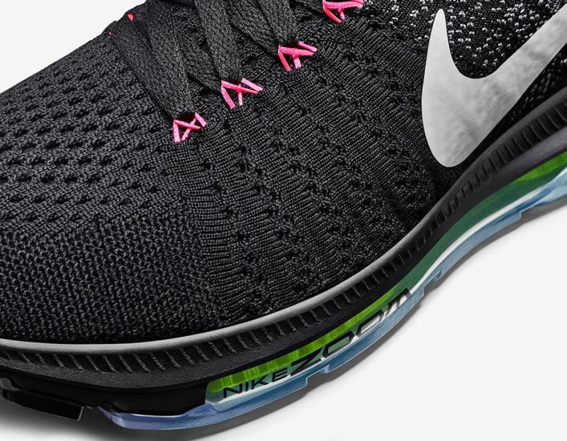 Nike display picture 2
