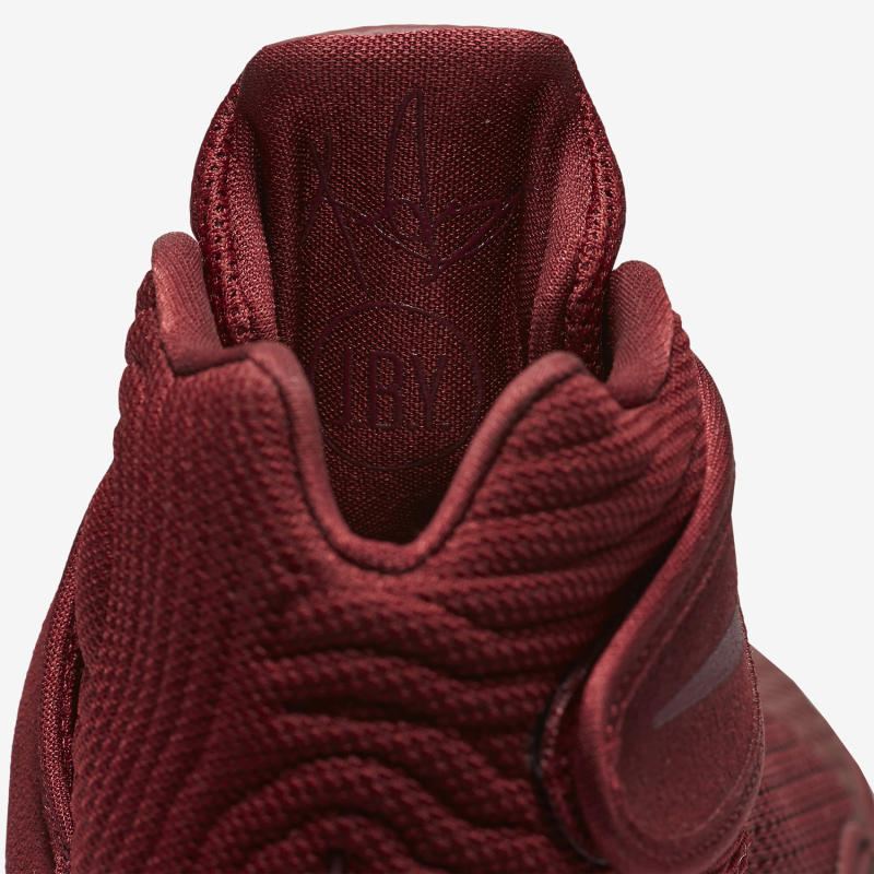 Kyrie irving shoes red velvet best sale