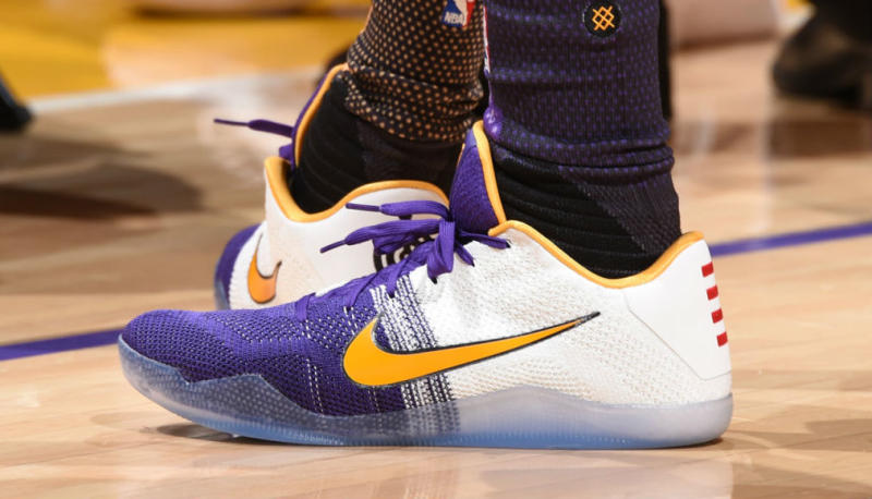 SoleWatch Kobe Bryant Helps Lakers Upset Warriors in a