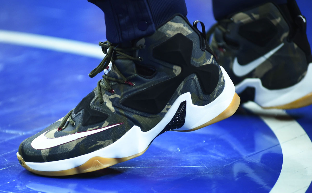 Fashion lebron 13 camo