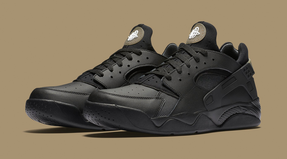 Nike Almost Blacks Out on Huaraches Again