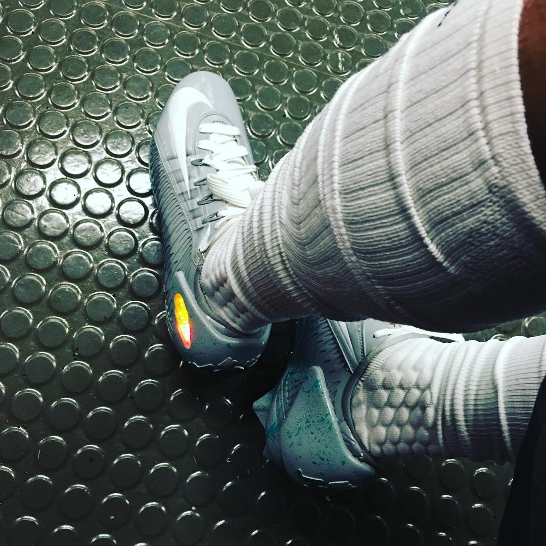 Nike vapor mags best sale