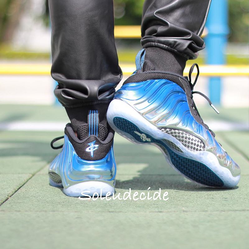 Nike air foamposite one blue mirror best sale