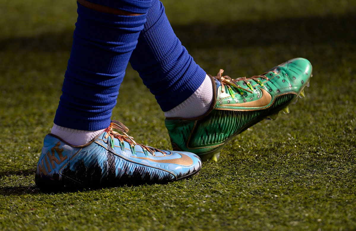 Odell Beckham Jr. Proclaims Himself King of New York with Custom Cleats