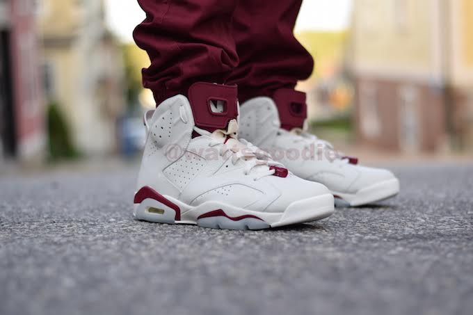 Jordan retro 6 maroon mens best sale