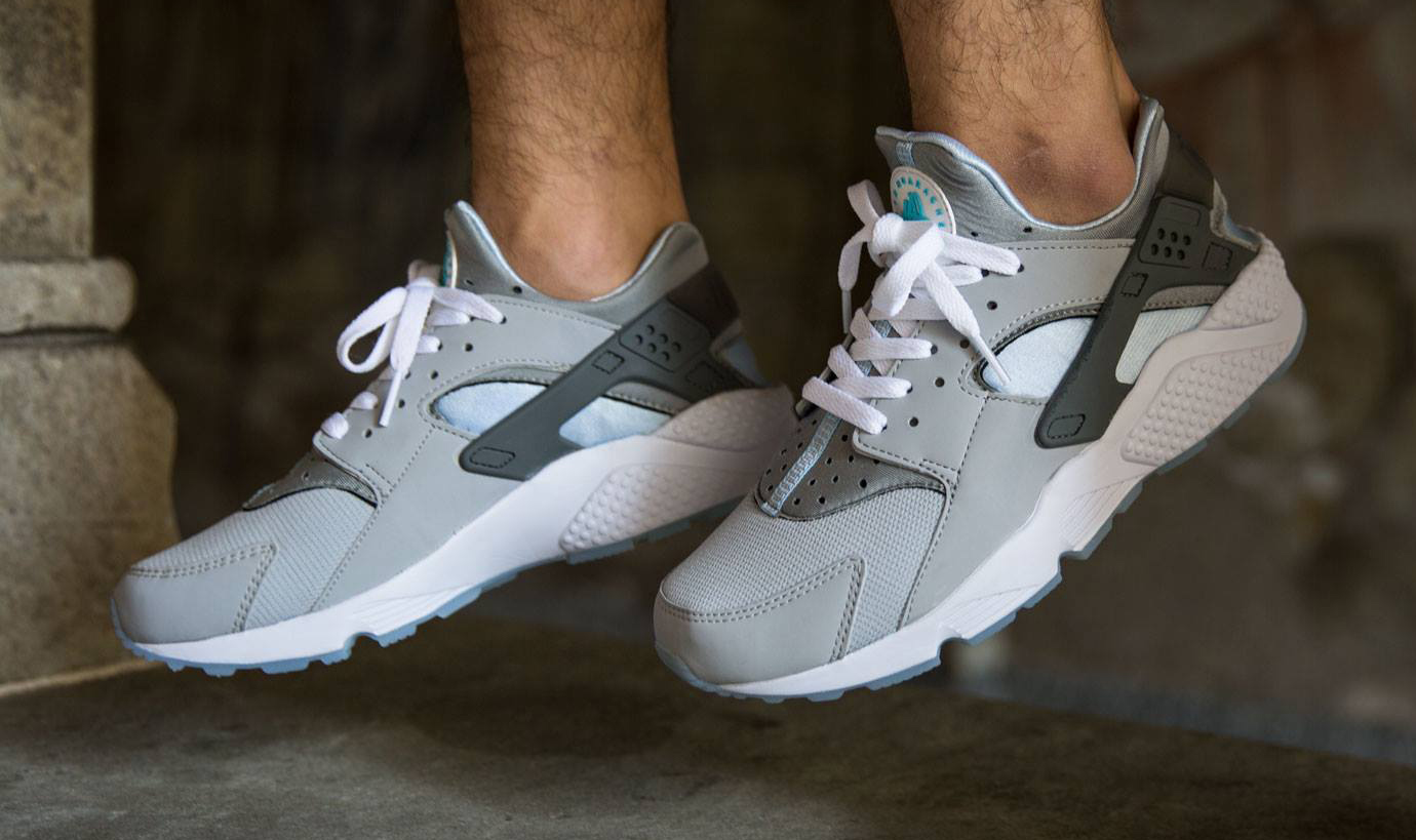 See How the MAG Nike Air Huaraches Look On feet