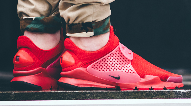 See How Nike s Sock Dart Independence Day Pack Looks On