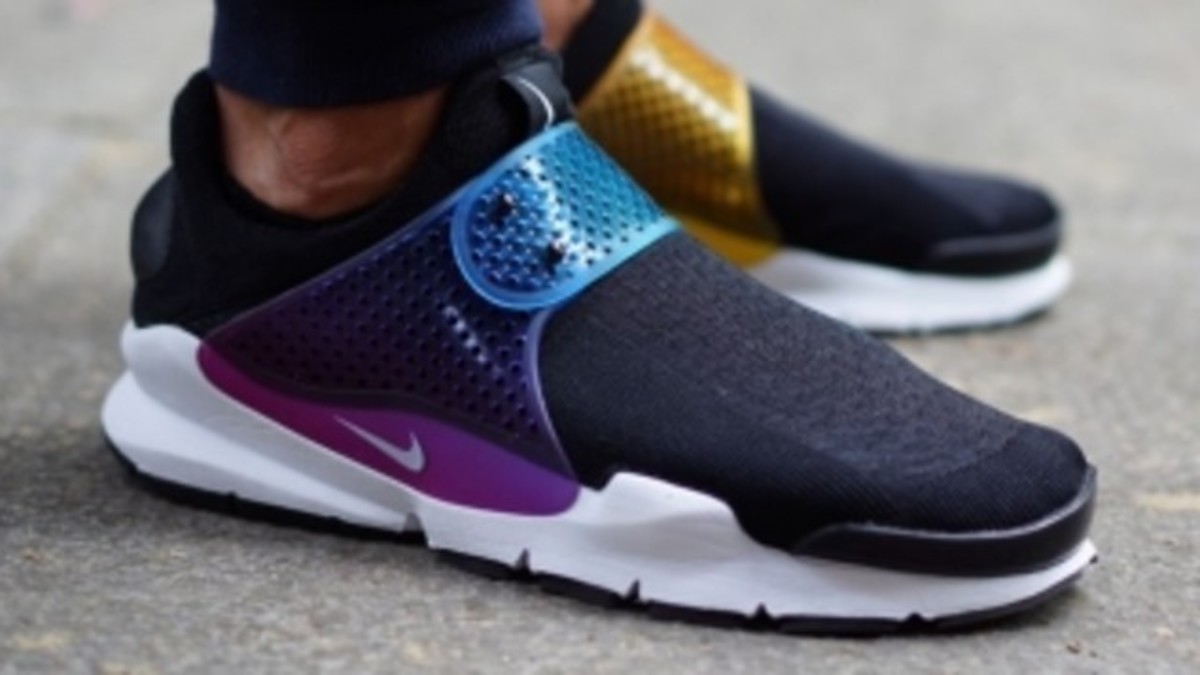 Nike sock dart purple best sale