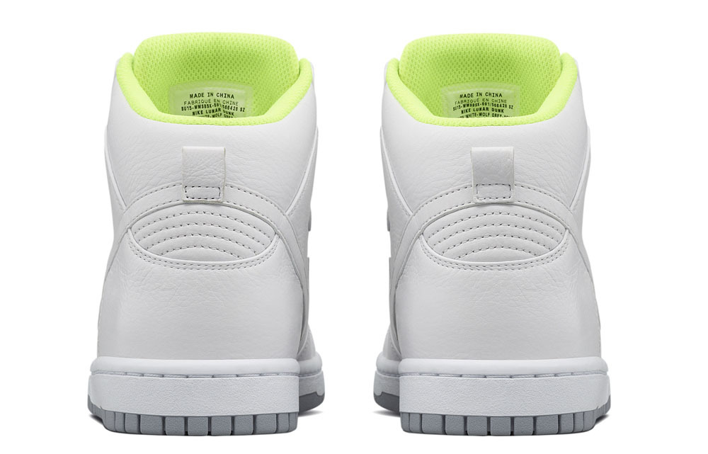 Nike Loses Laces Again on Sacai Collab Nike Loses Laces Again on Sacai Collab