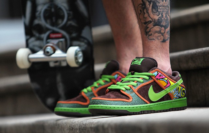 Nike dunk low de la soul 2015 sale