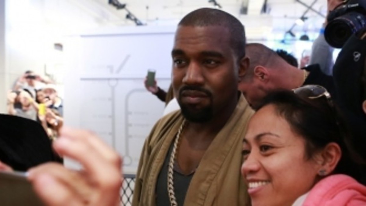 Kanye West Surprised Fans at London s adidas Yeezy 350 Bo