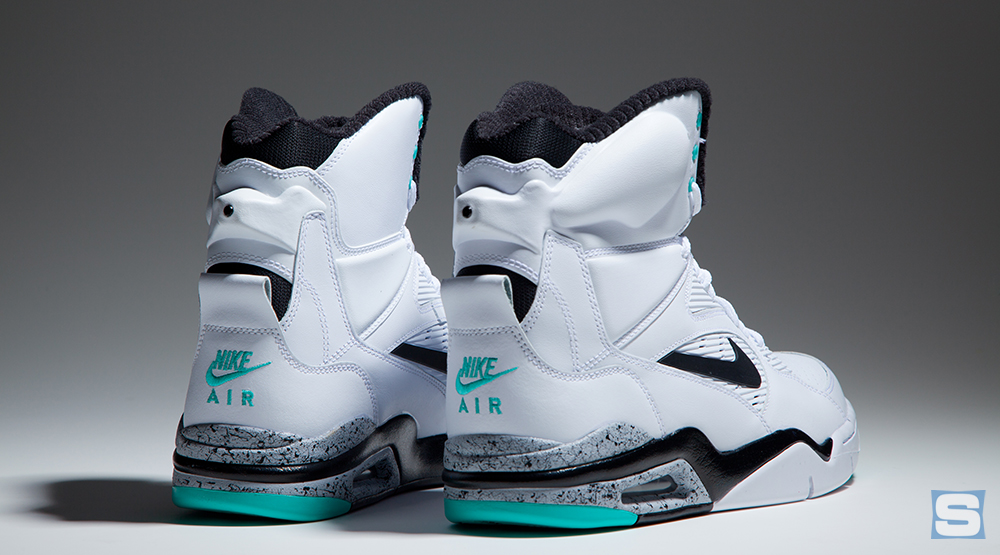 Nike air command force jade best sale