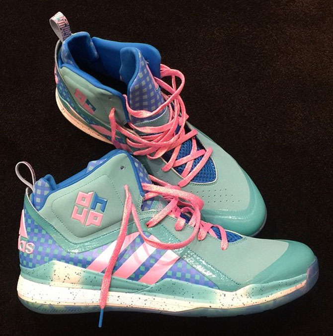 Dwight Howard Has An adidas Easter PE Too display picture 2