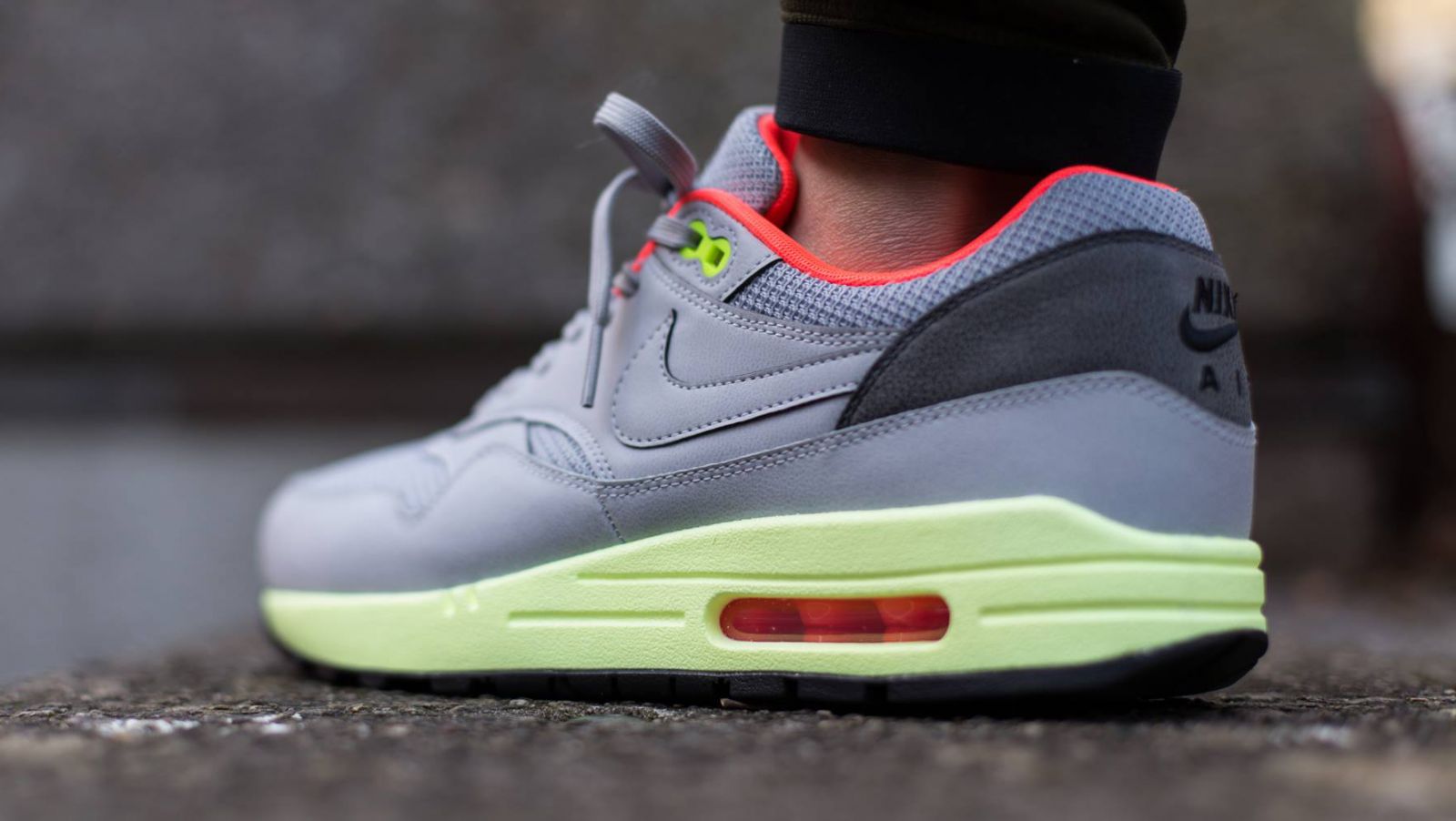 Nike air max 1 fb yeezy green black pink best sale