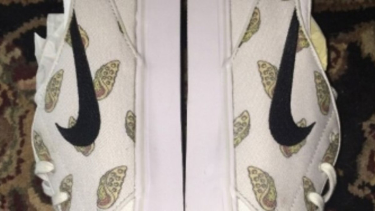 *RARE* Nike x Taco Bell Sneakers Taco Bell Custom Nike AF1 Sneakers — Becky Bacoka main image 4