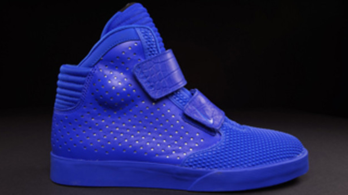 Hyper Cobalt Nike Flystepper 2K3s