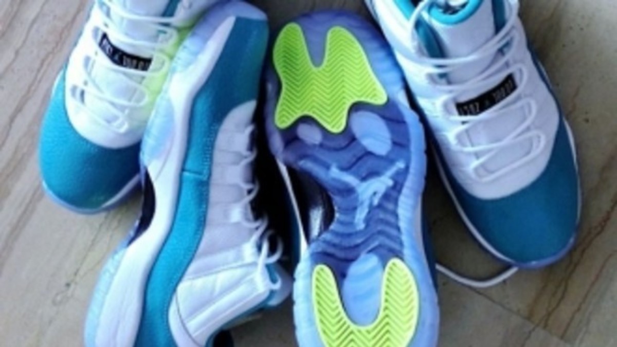 Aqua 11s release date on sale