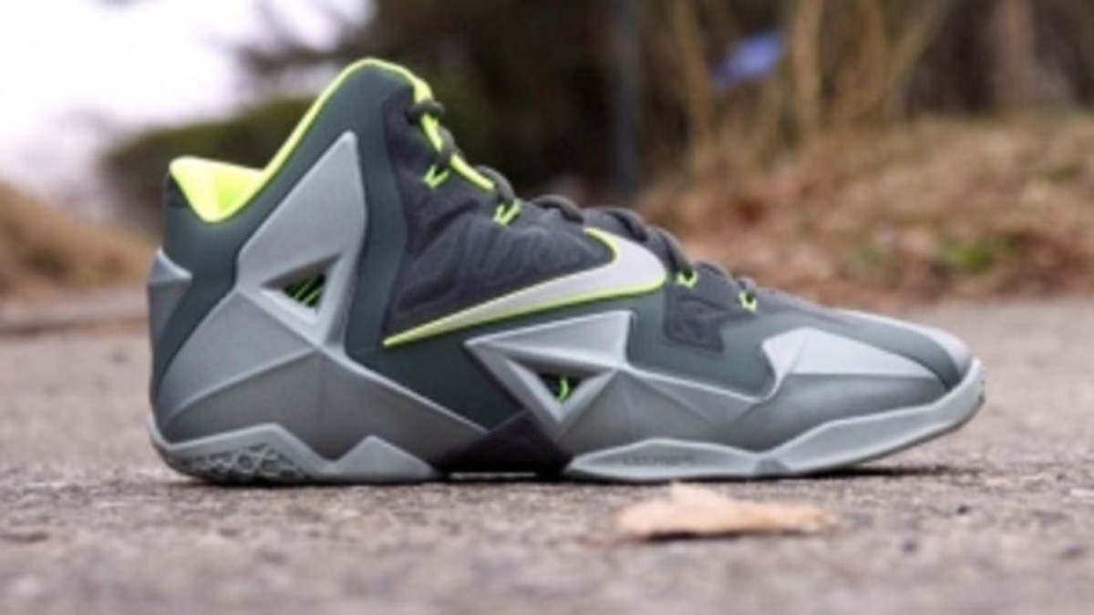 Nike LeBron XI 