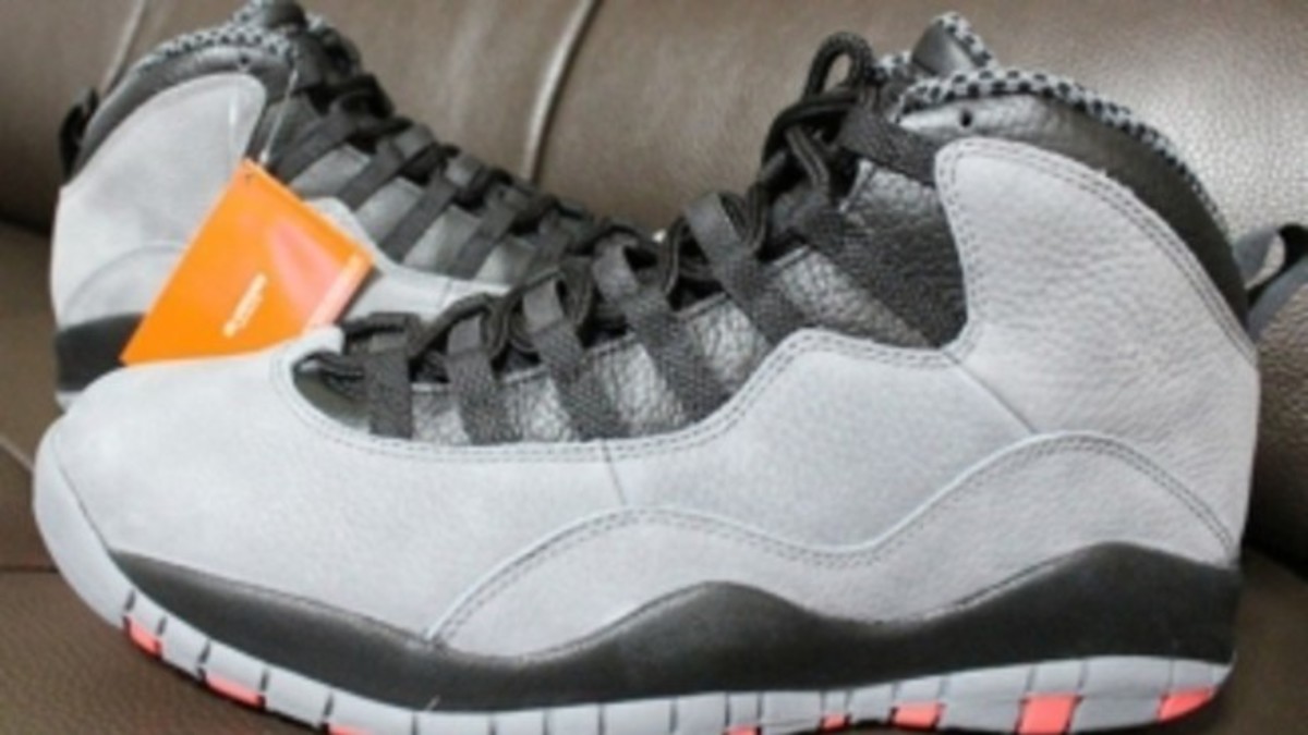 Air Jordan 10 Retro Cool Grey Infrared Black Detailed