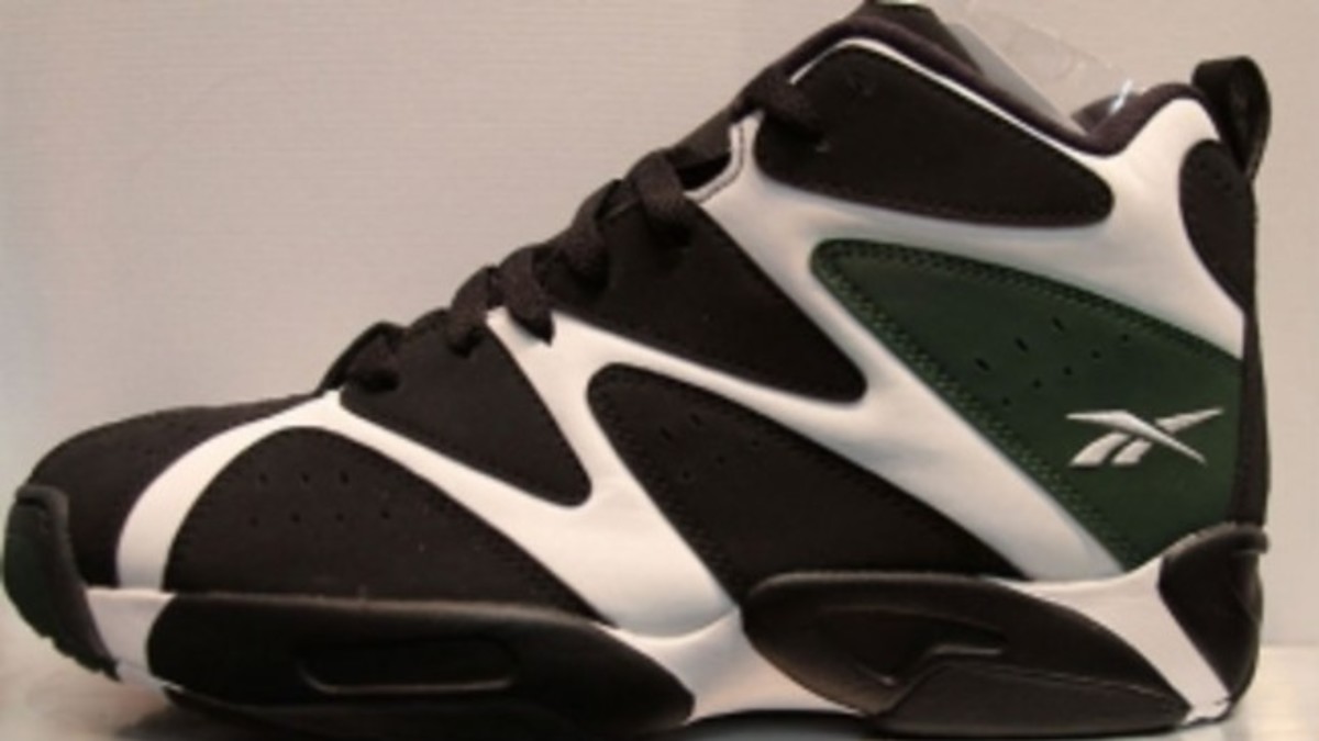 Reebok Men\'s Black White Green Athletic Sneakers Kamikaze 1 New in box Unpopular opinion: I like the Reebok Kamikaze 1 more than  main image 2