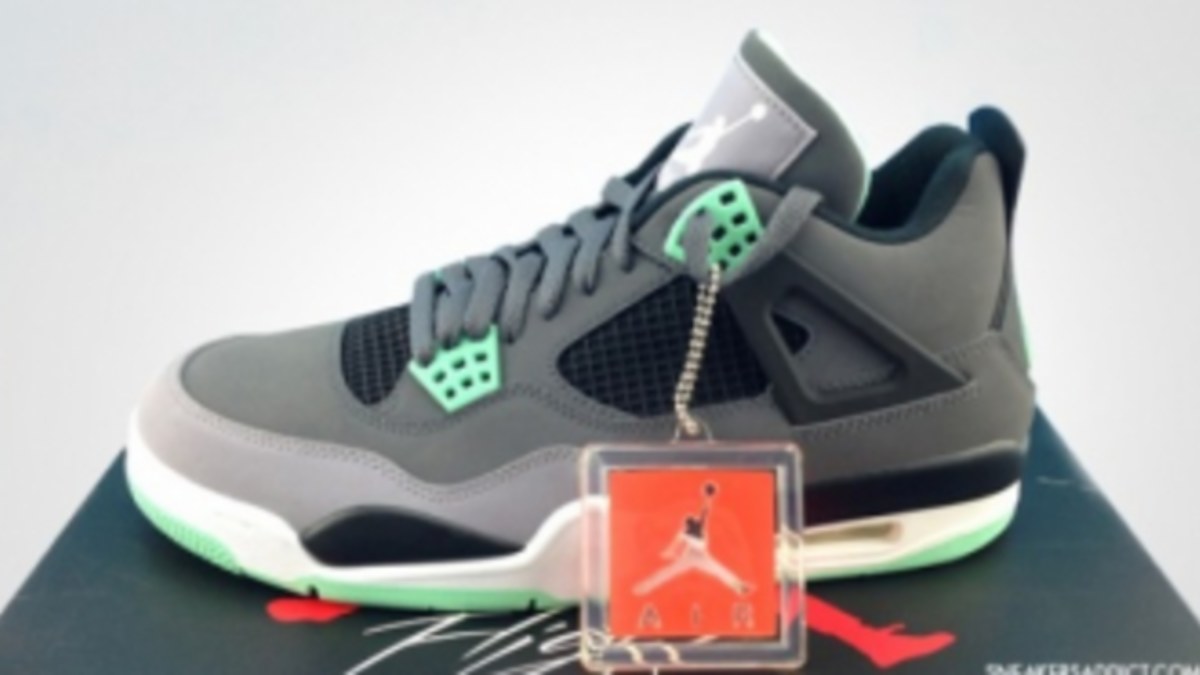 Mint jordan 4 hotsell