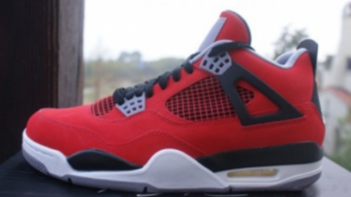 Jordan 4 fire red nubuck best sale