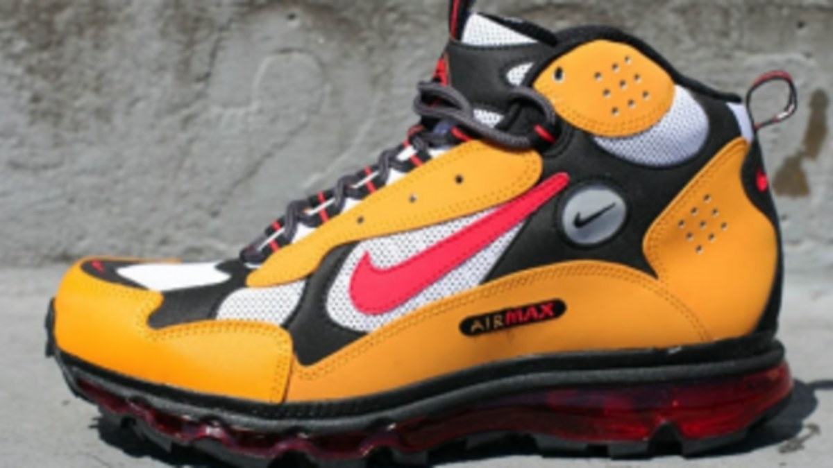 Nike Air Max Terra Sertig Boots Shoes Mens Size 10.5 Red Hiking 537695-060 Nike Air Max Terra Sertig | Mercari main image 2