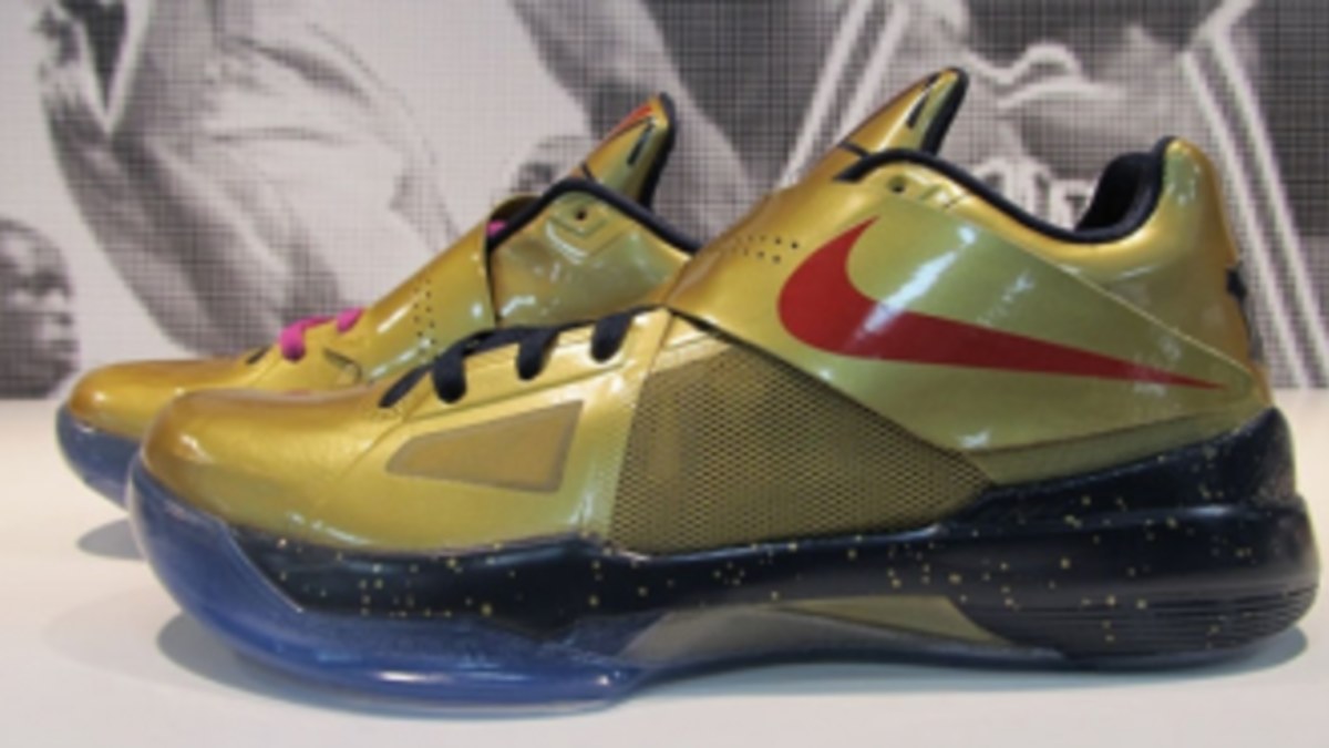 Nike Zoom KD IV - Gold Medal, image size:1200x675