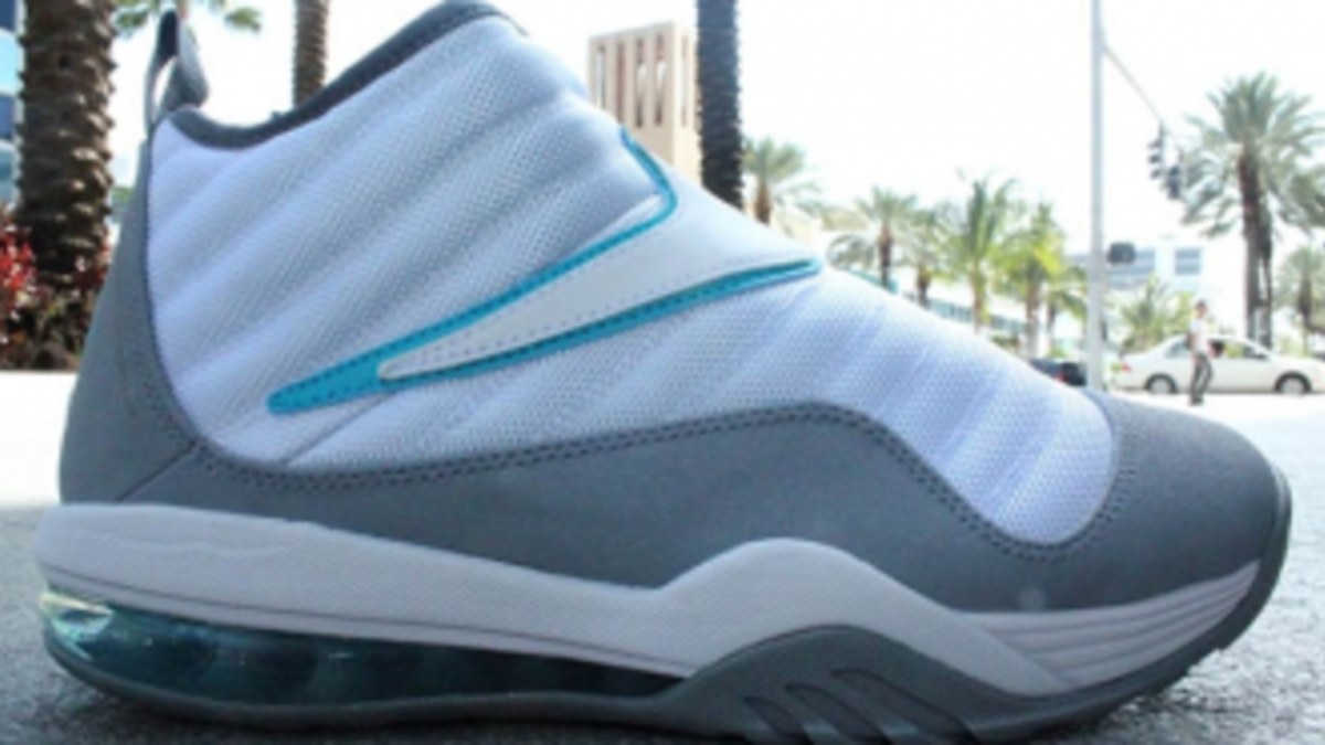 Rodman Airmax Shake Evolve Nike Air Max Shake Evolve White/Stealth-Dark Grey