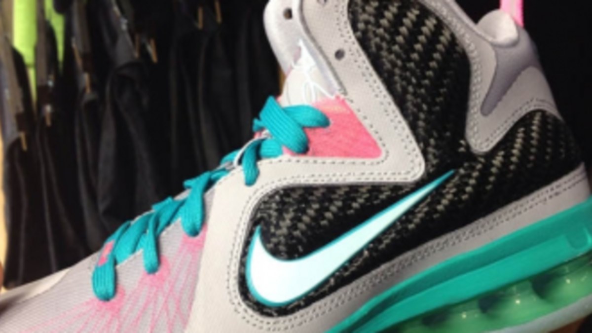 9 LeBron  (GS) “South Beach” Nike Lebron 9 P.S Elite  main image 3