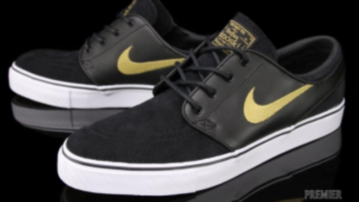 Nike stefan janoski gold hotsell