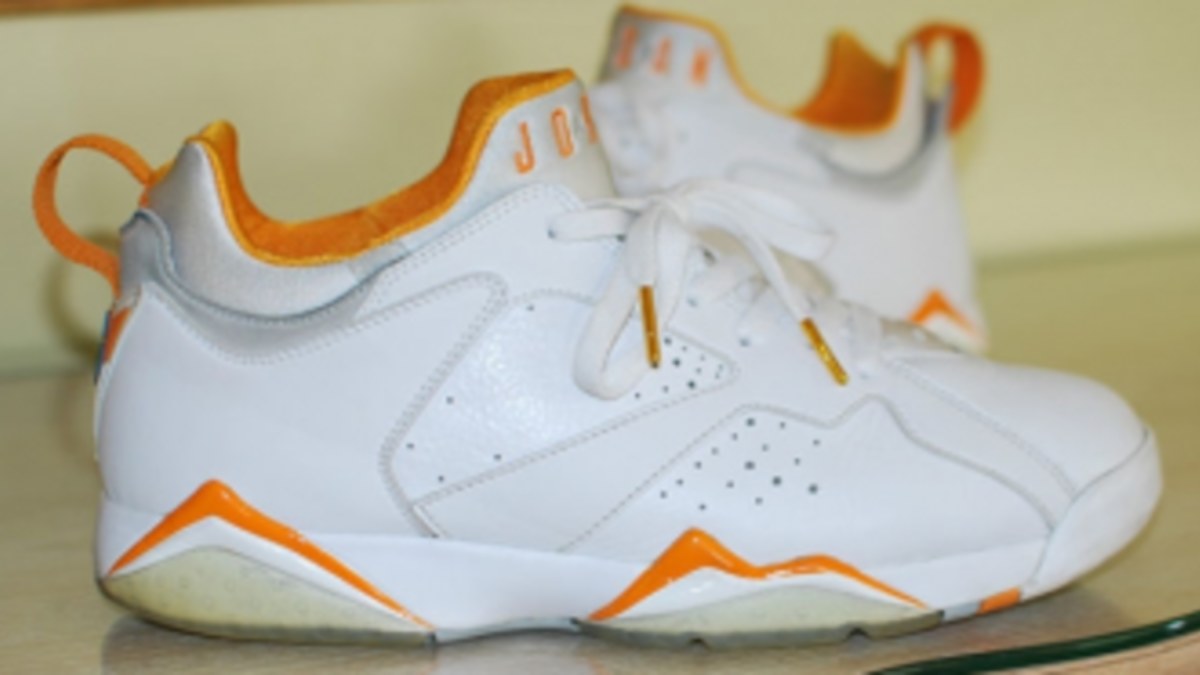 Air Jordan Retro 7 Low White Orange Sample